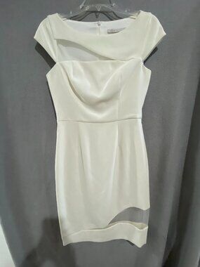 Black Halo Ivory Off Shoulder Sheath Dress Size 4 Structured Cocktail/Wed Dress